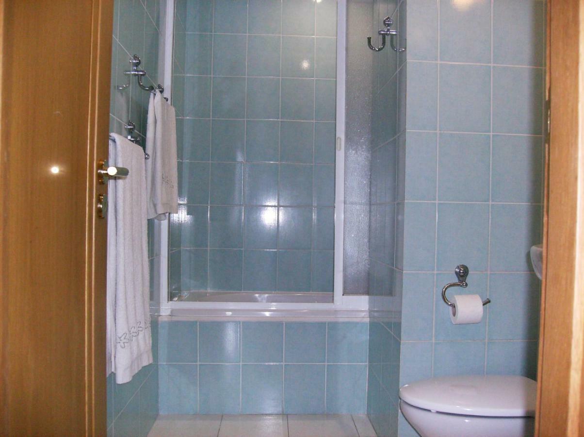 פונשל Oceanfront Apartment מראה חיצוני תמונה